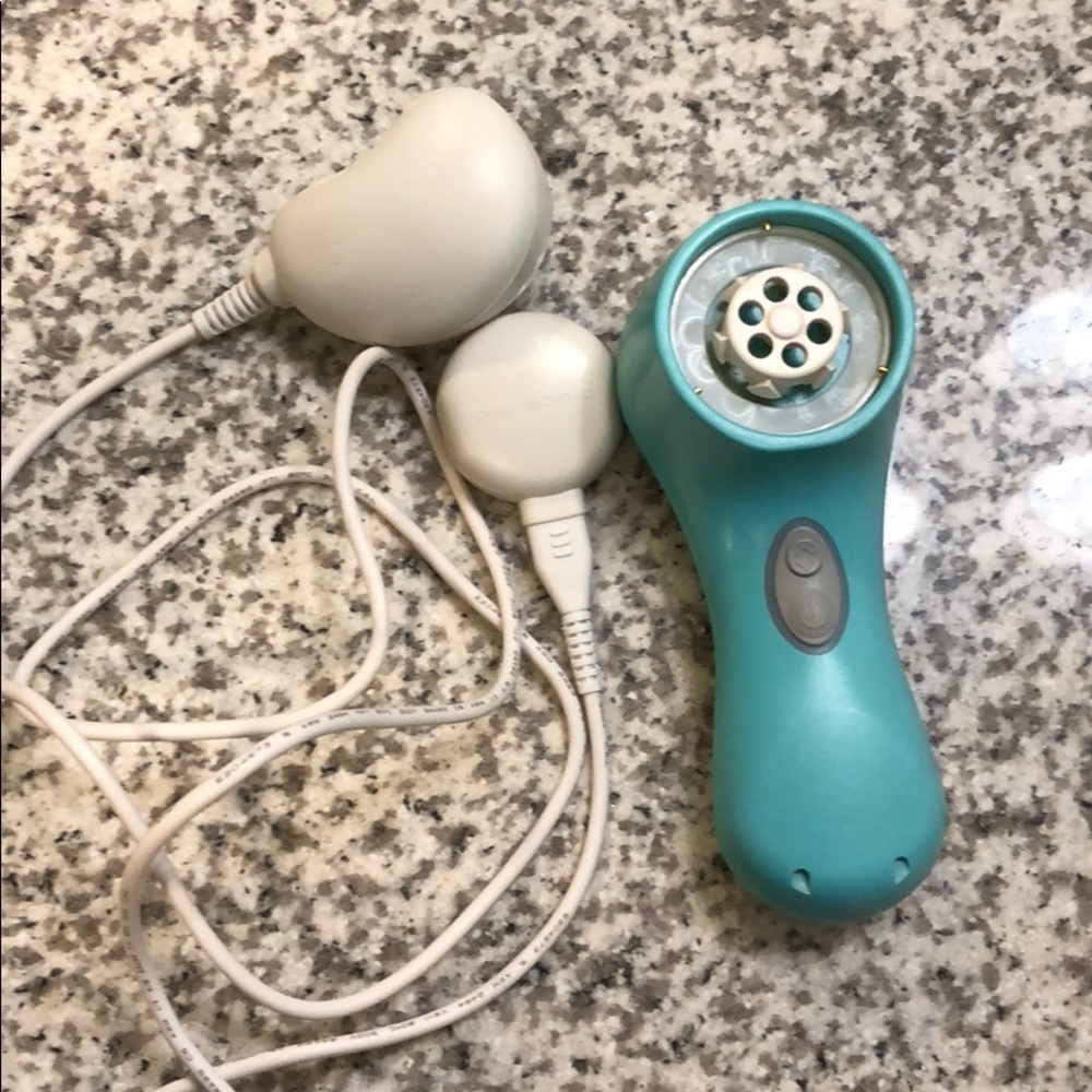 Clarisonic brush